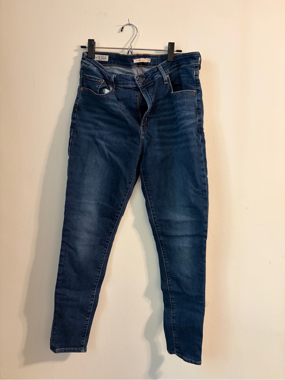 Levi's Women's Dark Indigo Skinny Jeans